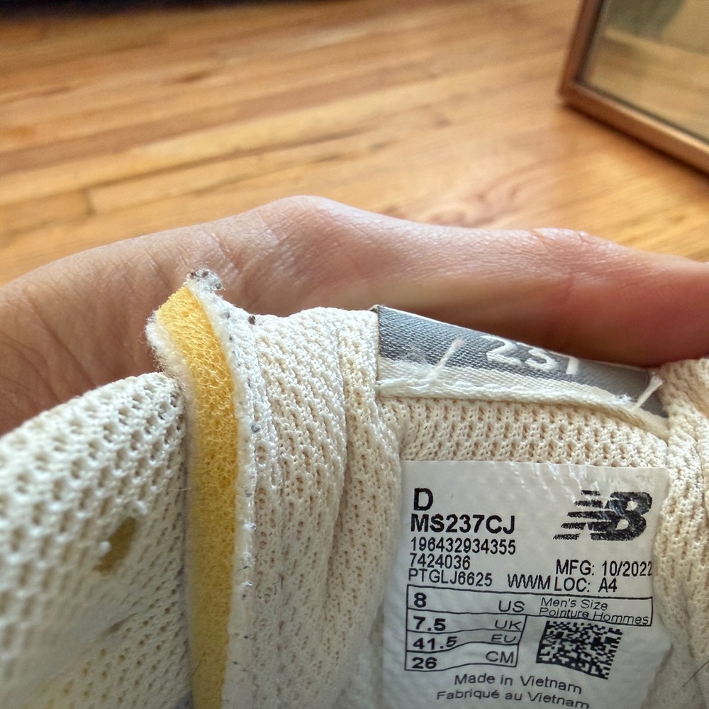 New Balance 237 Women's White and Tan Sneakers - Picture 6 of 8